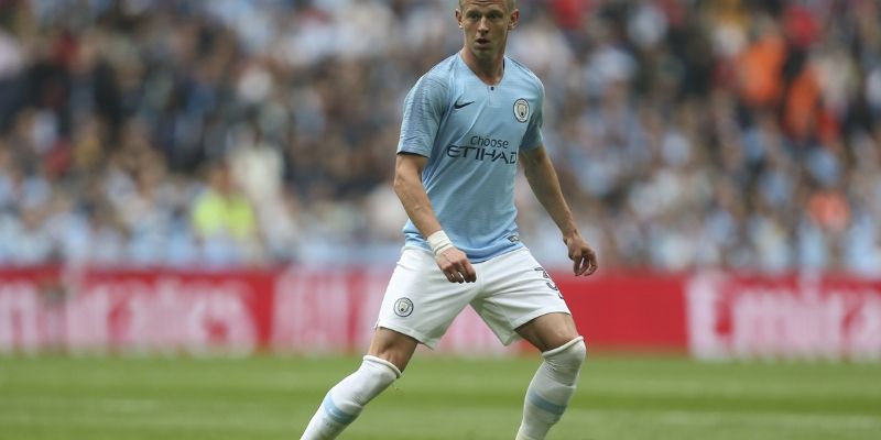 Zinchenko tỏa sáng ở Manchester City 