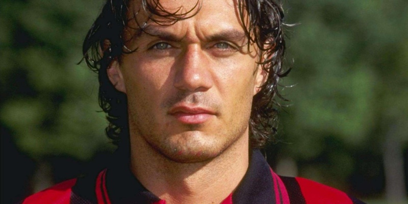 Paolo Maldini -Huyền thoại sống của nửa đỏ thành Milan